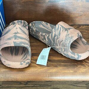Adidas Adilette 22  Men's Brown Camo Slides Slip On Casual Pool NEW Size 13
